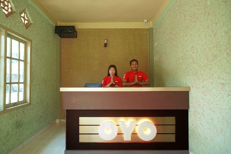 Urbanview Hotel Nugraha Palembang By Reddoorz Extérieur photo